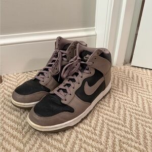 Nike Women’s High-Top Sneakers - Black and Brown
